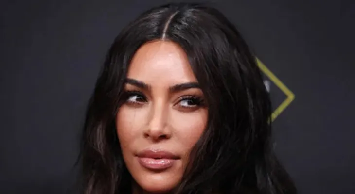 Kim Kardashian se someterá a cirugía por irregularidades en el esófago tras diagnóstico de esofagitis