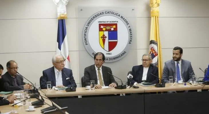 Gustavo Montalvo anuncia satisfacción con avances del Pacto Eléctrico