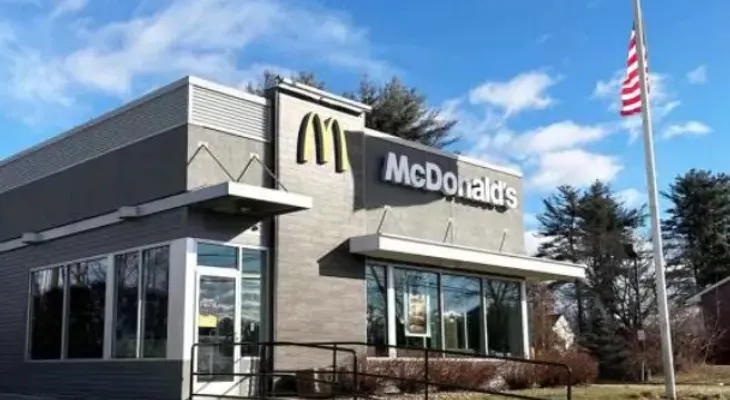 McDonald's demandado en EE.UU. por fraude en becas para hispanos