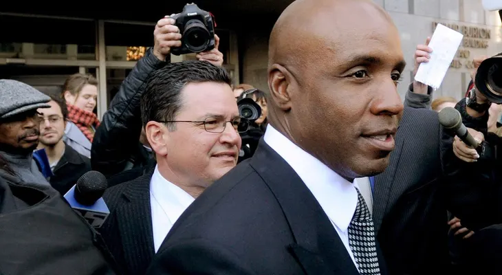 Departamento de Justicia retira cargos contra Barry Bonds 