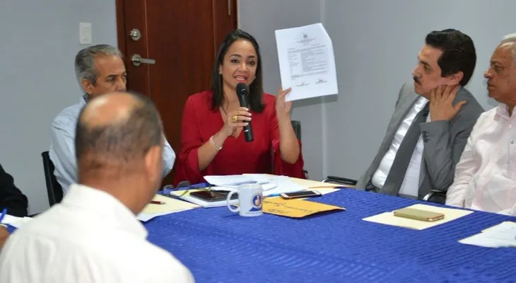  Abogados PRM depositan expediente en Fiscalia para investigar a Joao Santana y Mónica Moura 