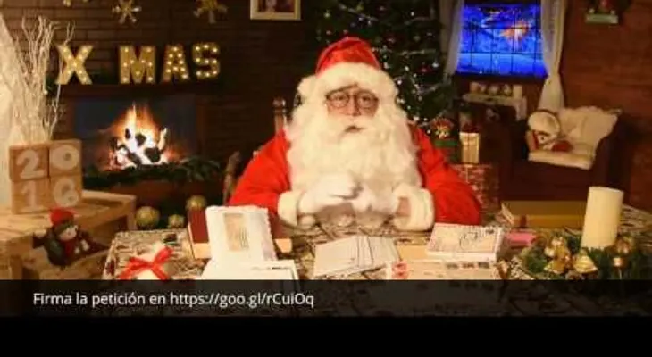 "Los niños piden que ya no maten gente", mensaje de "Santa Claus" a Peña Nieto (VIDEO)