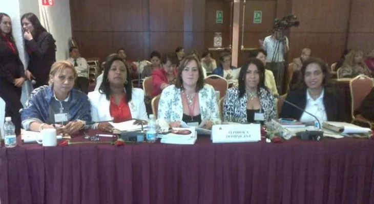 Janet Camilo afirma últimas reformas laborales han perjudicado a la mujer