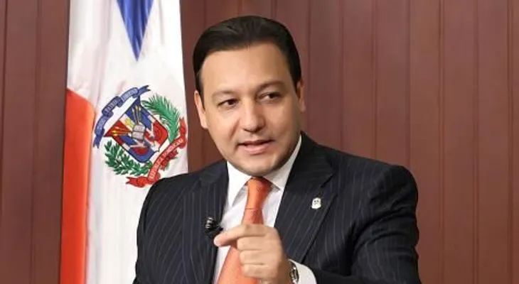 Cumpleaños en esta fecha, el presidente de la Cámara de Diputados, Abel Martínez Durán 