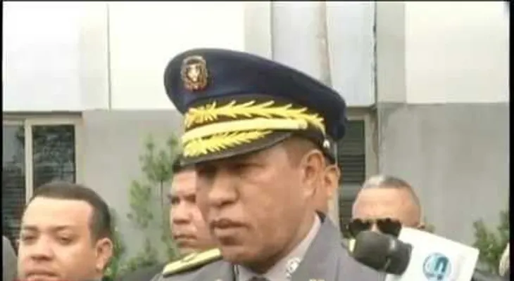 Procurador visita jefe PN para supervisar proceso de reforma policial