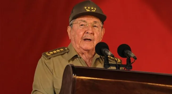 Raúl Castro culpa a EE.UU. de la violencia en Venezuela y Ucrania  