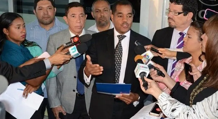 Interior ha entregado 100 mil carnés