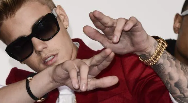 Justin Bieber le dice a Miley Cyrus: "Mantén tu puta de boca cerrada"