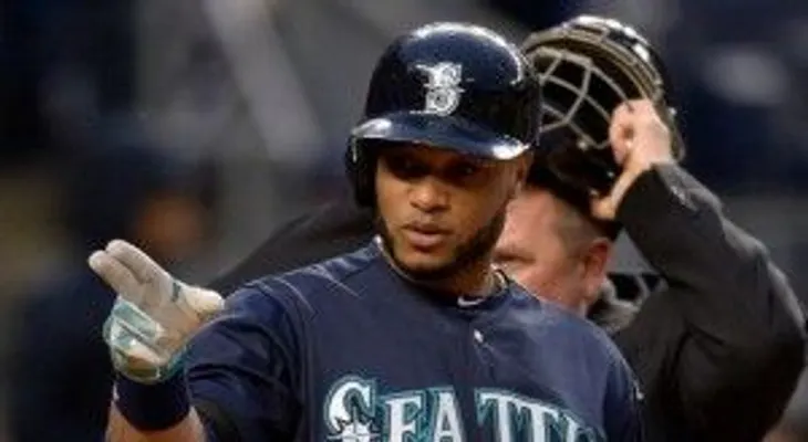 Hisashi Iwakuma y Robinson Canó se combinan para derrotar a los Astros