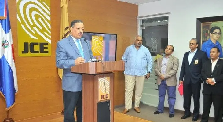 La JCE rechaza reconocimiento a partido de Minou 