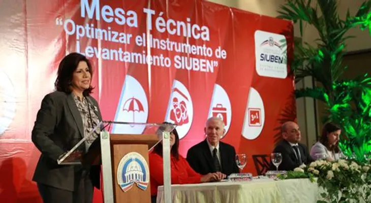 Vicepresidencia e instituciones analizan mejorar método para medir la pobreza