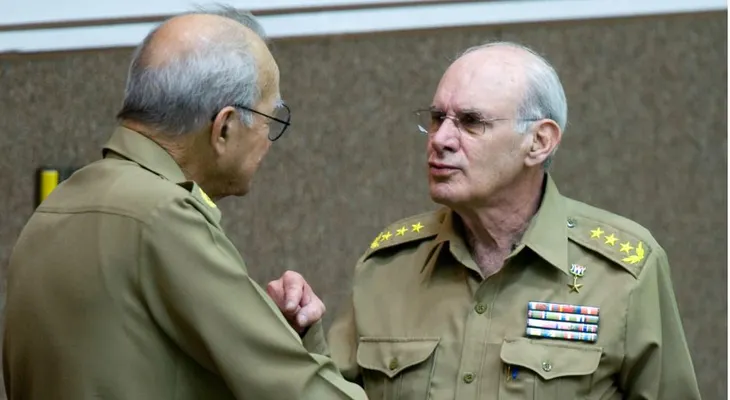 El general Abelardo Colomé Ibarra, ministro del Interior de Cuba, renuncia por problemas de salud