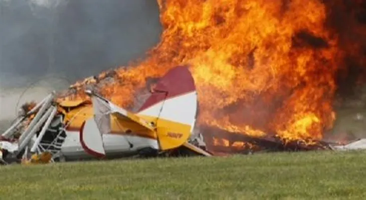 EEUU: Accidente en exhibición aérea deja 2 muertos