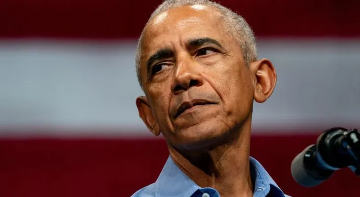 Obama critica veto de Trump a medios y llama a los republicanos a pronunciarse