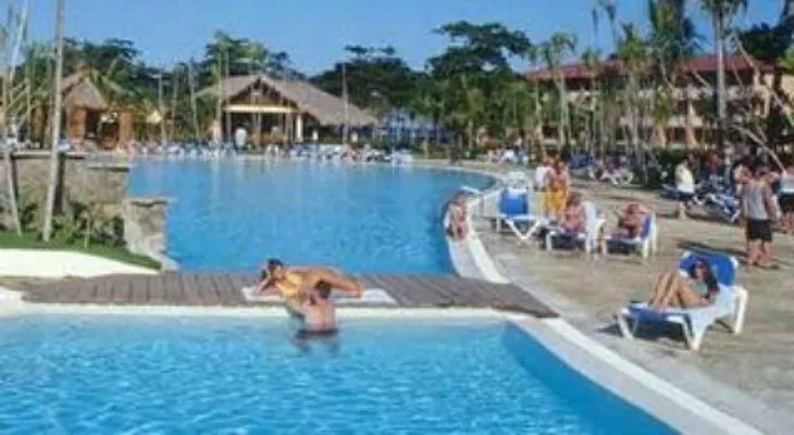 Jueces TC realizan descenso a empresas en conflicto del Complejo Turístico Playa Dorada