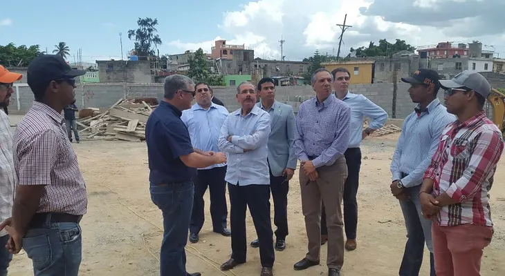 Presidente supervisó avances del nuevo Morgan y una escuela de Capotillo