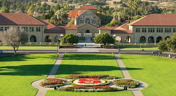 Stanford es la mejor universidad de EE.UU., según la revista Forbes