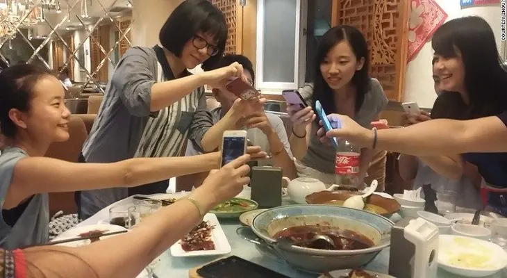 Esta es la forma de dividir la cuenta en China
