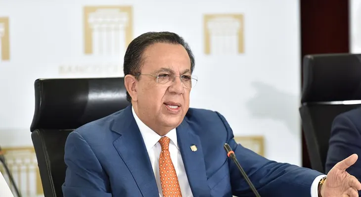 Valdez Albizu dice que el país no necesita una reforma fiscal