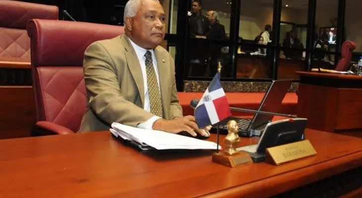 Muere el padre del senador Eddy Mateo