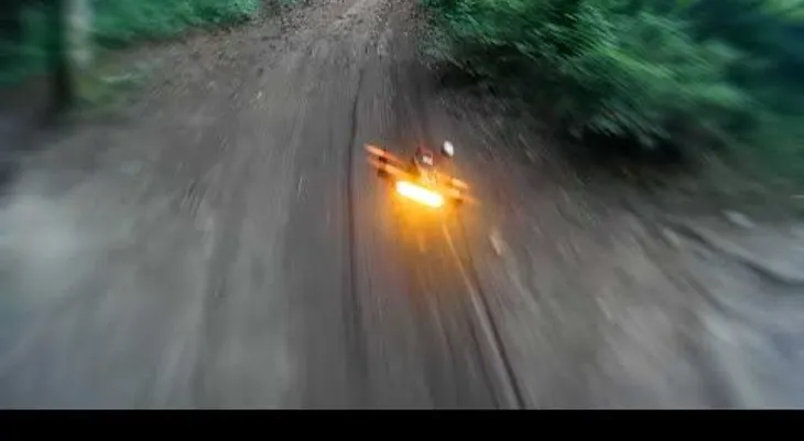 Increíble carrera de drones en primera persona (VIDEO)
