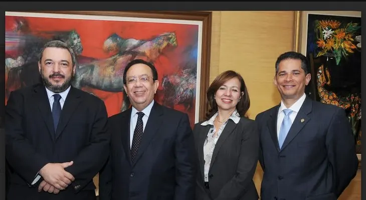 Valdez Albizu recibe visita de su homólogo uruguayo