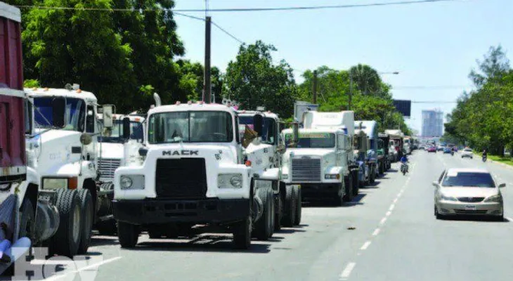 FENATRADO suspenderá el lunes transporte de carga hacía Haití