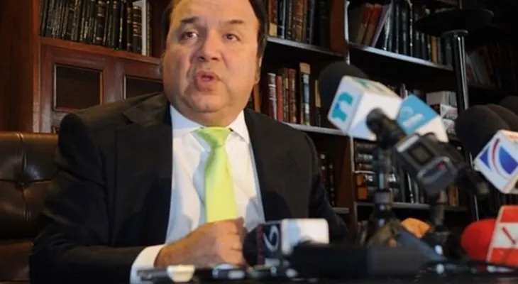 Vinicio califica de "vil adefesio" acusación en su contra del periodista Fausto Rosario