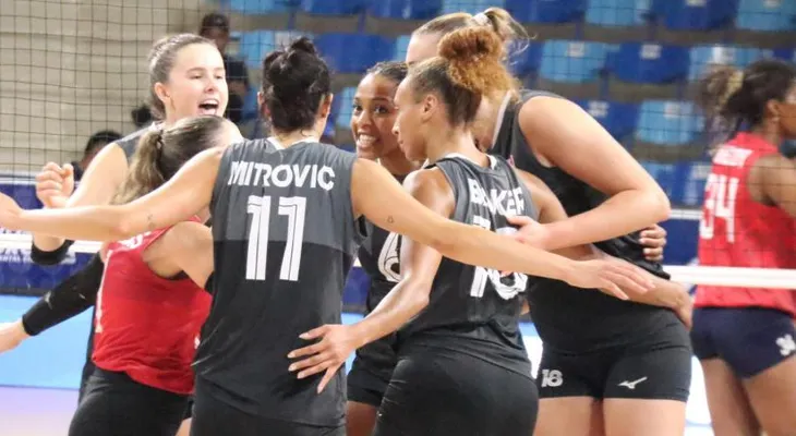 Canadá gana su primer título NORCECA al vencer a EEUU. en cinco sets
