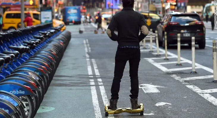 Legisladores de Nueva York quieren legalizar las hoverboards