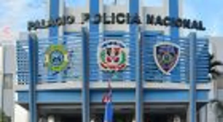 Poder Ejecutivo asciende de rango 4,500 agentes policiales.