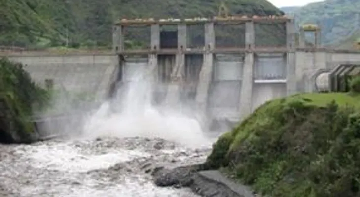 Presa Tavera de urgencia comienzan a desaguarla