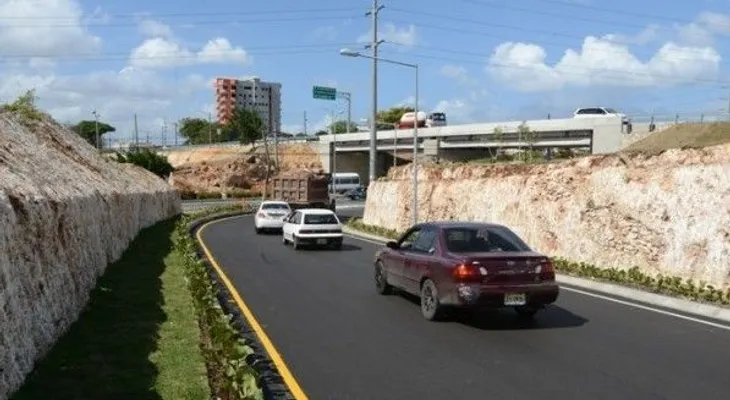 Obras Públicas inaugurará el miércoles elevado de avenida Ecológica 