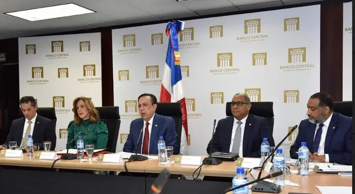 FMI sorprendido por robusto crecimiento economía de RD, de 6.5% en el último trimestre 2017