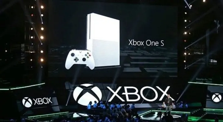 Microsoft presenta Xbox One más pequeña y rápida