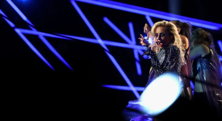 El mensaje de Lady Gaga en el show de medio tiempo del Super Bowl