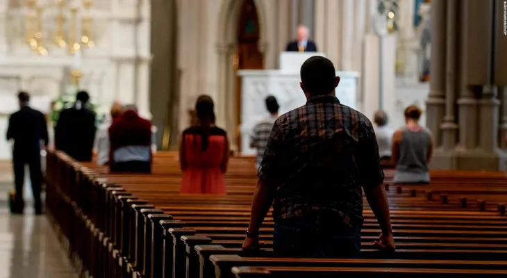El Vaticano sabía sobre el encubrimiento que involucraba a sacerdotes que cometieron abusos, dice fiscal general de Pensilvania
