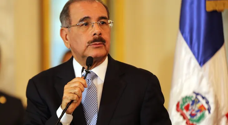 Danilo Medina aprueba modificación al reglamento de mercado de valores
