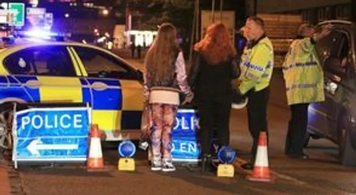 Al menos 19 muertos y 50 heridos en las explosiones del Manchester Arena