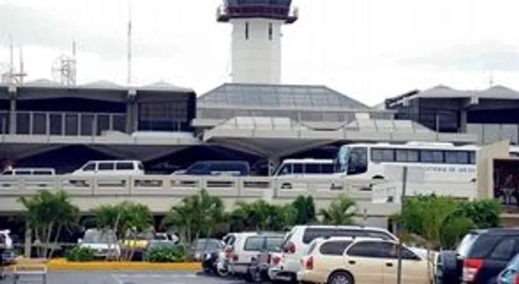 Roban mercancías en depósito suple tiendas de zonas francas AILA