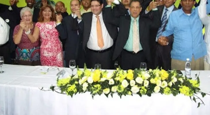 PHD escoge a Sanz Lovatón como su candidato a senador