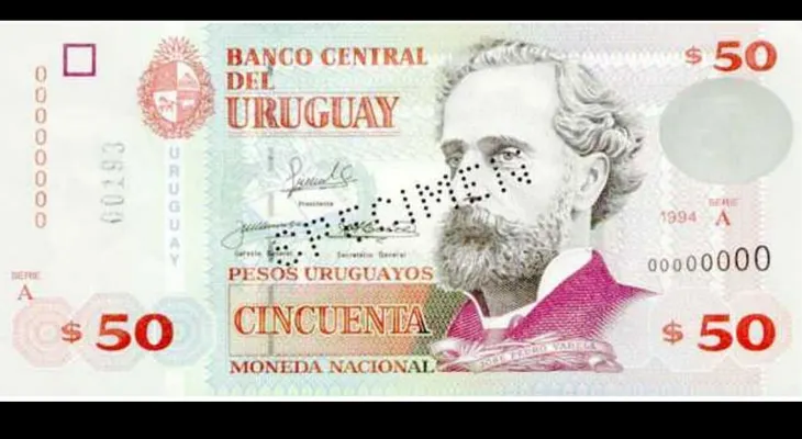 Uruguay celebra los 50 años del Banco Central imprimiendo billetes plásticos por primera vez