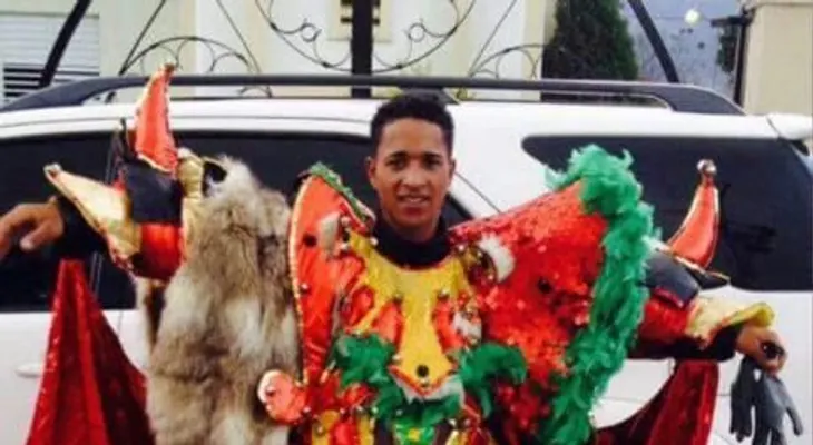 Un hombre mató a un joven enmascarado porque le dio un vejigazo en el carnaval