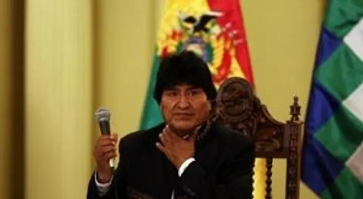 Evo Morales dice que "invasión europea" de 1492 trajo "muerte" y "saqueo"