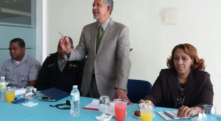 Reanudan en provincia Santo Domingo la Mesa Local de Seguridad, Ciudadanía y Género