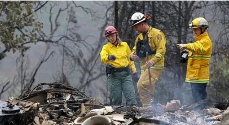 Incendios forestales destruyen más de mil viviendas en California