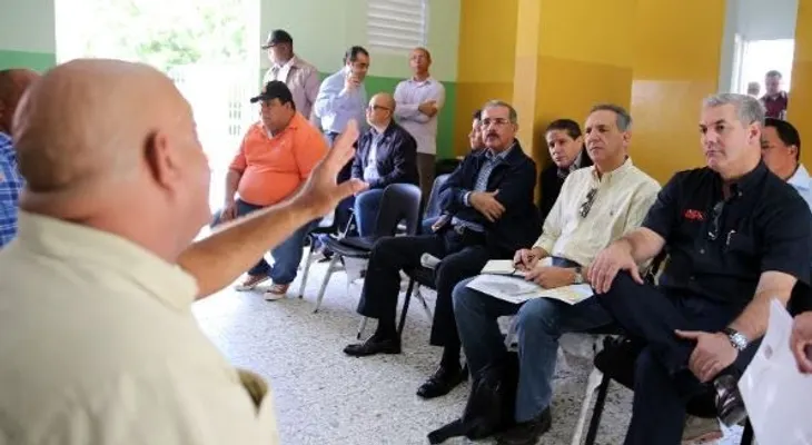 Danilo Medina ordena terminación del mercado de Azua