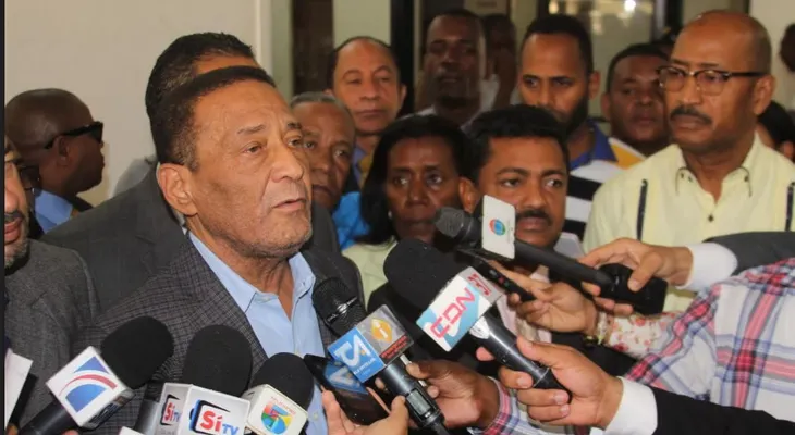 PRD inscribe candidatura de Neney Cabrera para la Liga Municipal Dominicana
