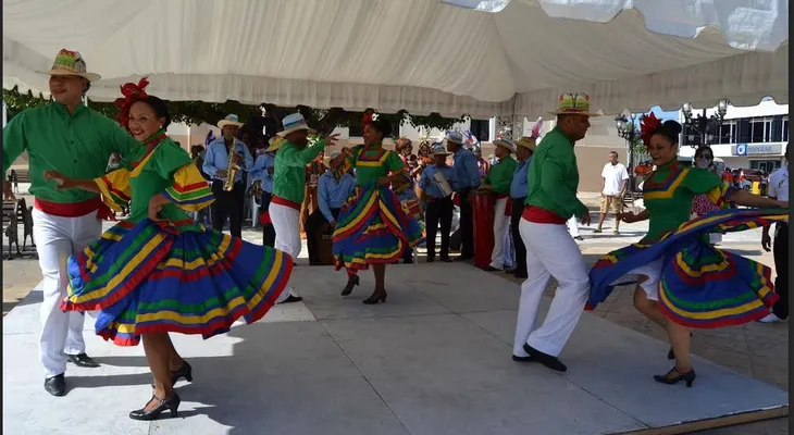 Puerto Plata celebra llegada primer crucero a "Amber Cove". 