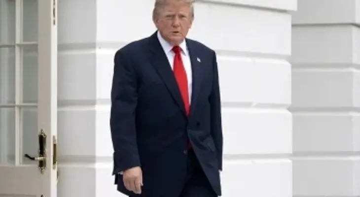 Trump propone rebautizar el Atlántico o el Pacífico como "océano Trump" o "de las Américas"